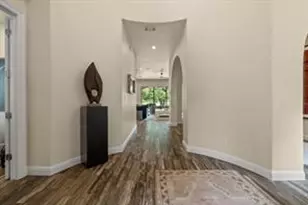 313 Grand Oaks Ln, Georgetown, TX 78628 - Photo 2