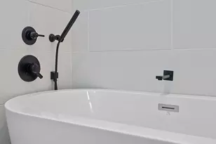 308 Onion St, Austin, TX 78702 - Photo 28