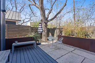308 Onion St, Austin, TX 78702 - Photo 36