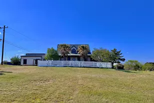 510 Eldorado St, Tow, TX 78672 - Photo 2