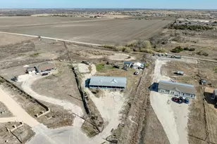 20113 Maynard Ct, Coupland, TX 78615 - Photo 32