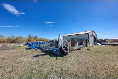 20113 Maynard Court, Coupland, TX 78615 - Photo 28
