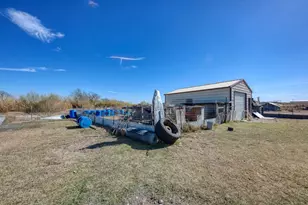 20113 Maynard Ct, Coupland, TX 78615 - Photo 28