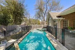 2040 St Andrews Dr, Round Rock, TX 78664 - Photo 34