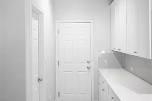 341 Mary Max Cir Circle, San Marcos, TX 78666 - Photo 6