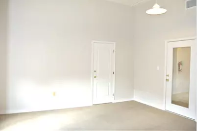 2 Depot Square #C, Elgin, TX 78621 - Photo 1