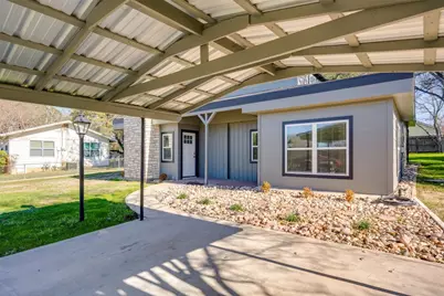 809 N West Street, Burnet, TX 78611 - Photo 4