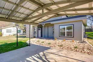 809 N West St, Burnet, TX 78611 - Photo 4