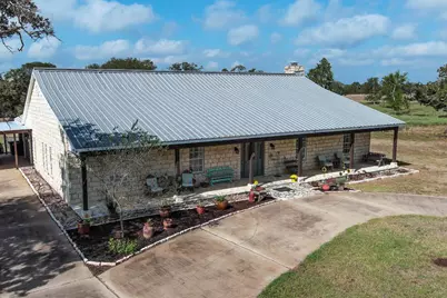 8500 Rosanky Road, Waelder, TX 78959 - Photo 2