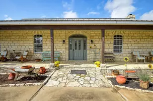 8500 Rosanky Rd, Waelder, TX 78959 - Photo 14