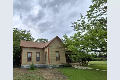 204 W Salty Street, Thorndale, TX 76577 - Photo 2