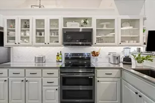 190 Young Ranch Rd, Georgetown, TX 78633 - Photo 10