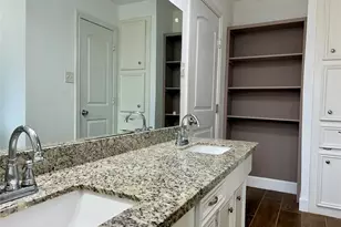 3319 Meadowcreek Dr, Missouri City, TX 77459 - Photo 12