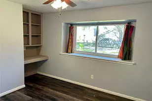 3319 Meadowcreek Dr, Missouri City, TX 77459 - Photo 16