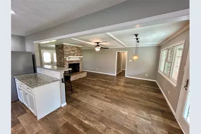 3319 Meadowcreek Drive, Missouri City, TX 77459 - Photo 4