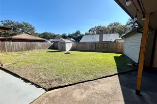 3319 Meadowcreek Dr, Missouri City, TX 77459 - Photo 18