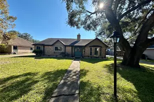 3319 Meadowcreek Dr, Missouri City, TX 77459 - Photo 20