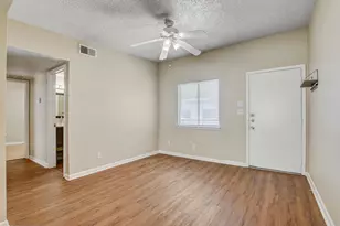 2408 Longview St, Austin, TX 78705 - Photo 6