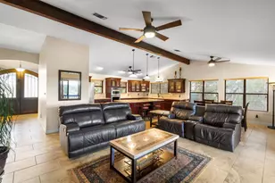 129 Jewel Ln, Spicewood, TX 78669 - Photo 14
