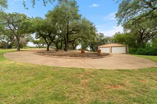 129 Jewel Ln, Spicewood, TX 78669 - Photo 10