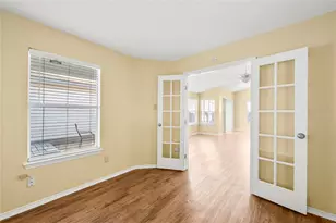 13009 Pollard Dr, Austin, TX 78727 - Photo 4