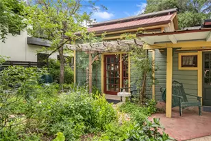 221 Park Ln, Austin, TX 78704 - Photo 16