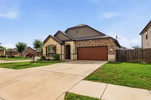 105 W Point Way, Elgin, TX 78621 - Photo 2