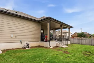 105 W Point Way, Elgin, TX 78621 - Photo 16