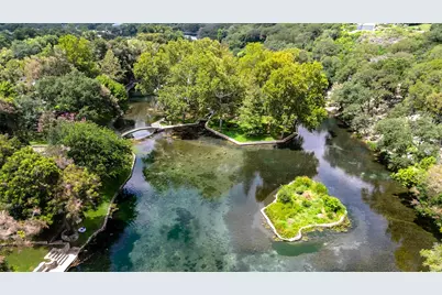 436 Lakeview Boulevard, New Braunfels, TX 78130 - Photo 2