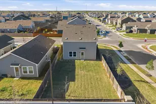 1140 Cattail Ln, Bastrop, TX 78602 - Photo 2