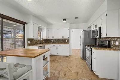 7000 Shadywood Drive, Austin, TX 78745 - Photo 10