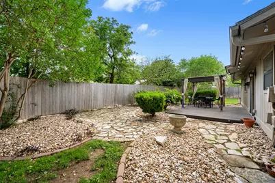 12103 Mill Hollow, Austin, TX 78750 - Photo 20