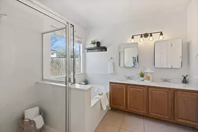 218 Calline Mayes Run, Buda, TX 78610 - Photo 16