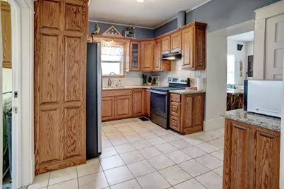 338 W Crockett Street, La Grange, TX 78945 - Photo 6