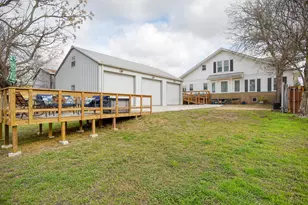 338 W Crockett St, La Grange, TX 78945 - Photo 22