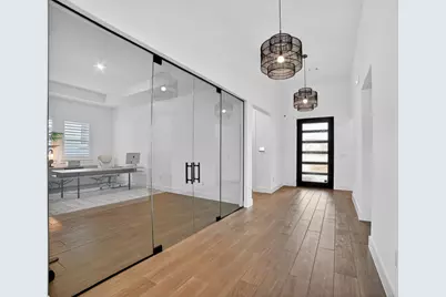 200 Alava Way, Liberty Hill, TX 78642 - Photo 4