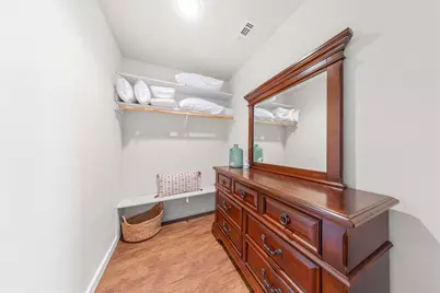 6417 County Road 240, Waelder, TX 78959 - Photo 24