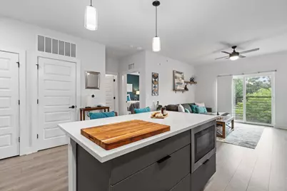 2220 Webberville Road #323, Austin, TX 78702 - Photo 10