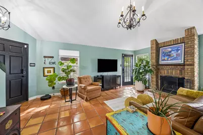 803 Clearwater Trail, Round Rock, TX 78664 - Photo 4