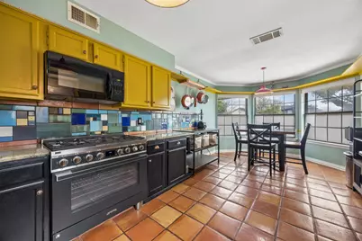 803 Clearwater Trail, Round Rock, TX 78664 - Photo 10