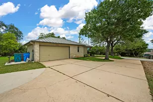 20409 Southbend St, Lago Vista, TX 78645 - Photo 14