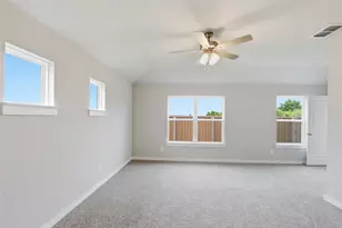 101 Greinert Dr, Taylor, TX 76574 - Photo 10