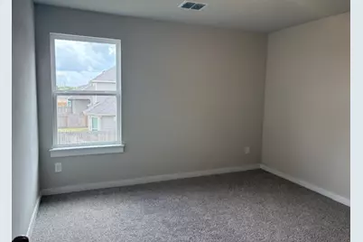 101 Greinert Drive, Taylor, TX 76574 - Photo 6