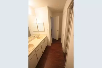 1906 West Loop #D, Austin, TX 78758 - Photo 4