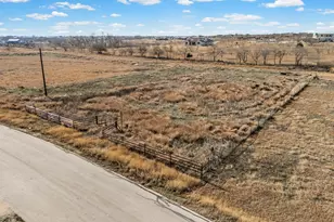 255 Bianca Cir, Del Valle, TX 78617 - Photo 2