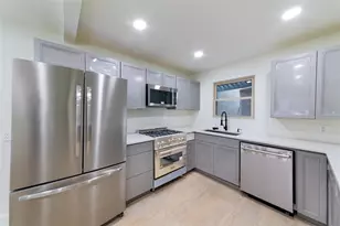 8807 Merion Cir, Austin, TX 78754 - Photo 8