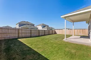 401 The Duke Dr, Jarrell, TX 76537 - Photo 24
