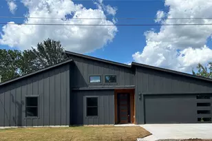 104 Waimanalo Ln, Bastrop, TX 78602 - Photo 1