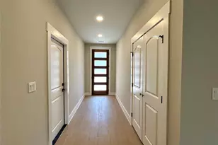 104 Waimanalo Ln, Bastrop, TX 78602 - Photo 4