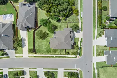 1106 Silent Oaks Drive, Georgetown, TX 78628 - Photo 4